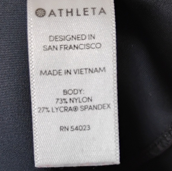Athleta XL Tall Stellar Crop/Ankle Pants | Stretch Tech | Zip Pockets - Picture 8 of 9